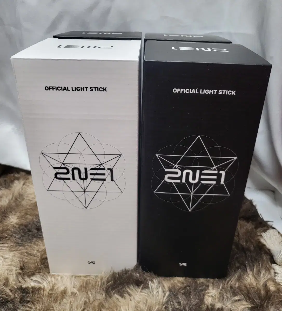 투애니원 응원봉 2NE1 Light Stick (미개봉)